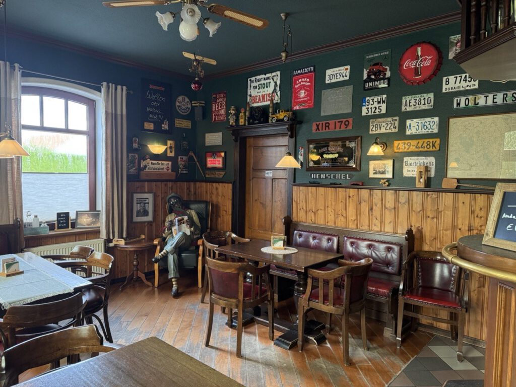 Sitzmöglichkeiten in der Gaststube
