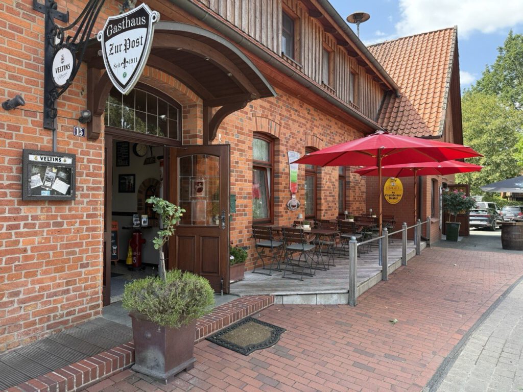 Nordterrasse vor dem Haus